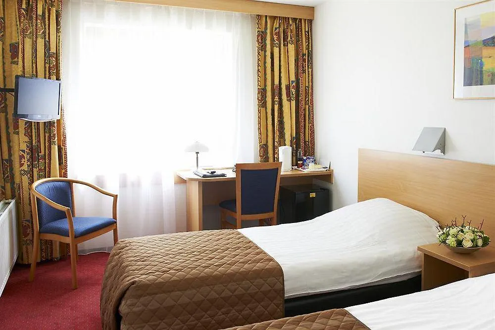 Bastion Hotel Amsterdam Zuidwest 3*,  Niederlande